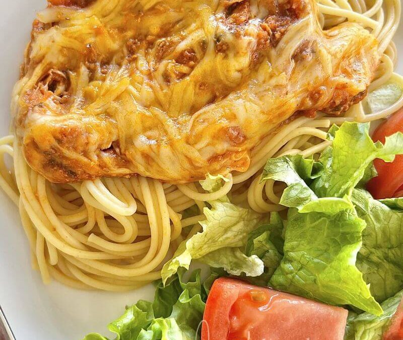 Slow Cooker Chicken Parmesan Pasta