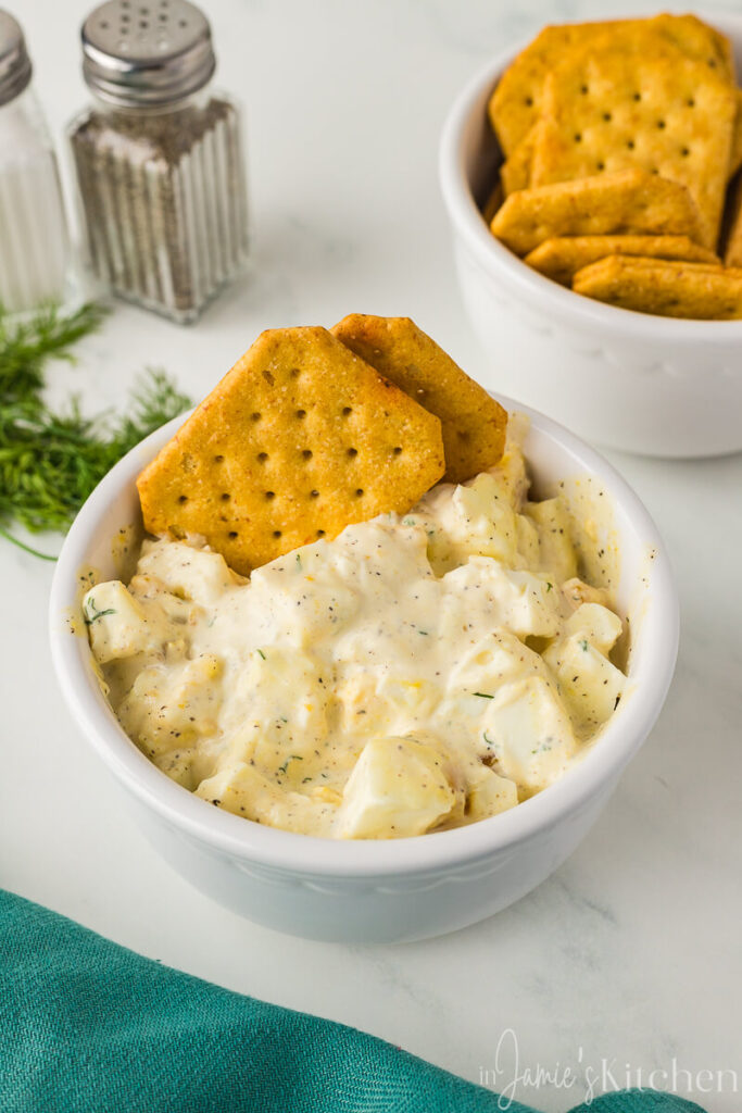 no-peel-egg-salad-no-peel-boiled-eggs-easy-egg-salad-egg-salad-recipe-with-greek-yogurt-healthy-egg-salad-in-jamies-kitchen