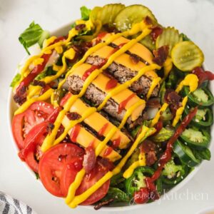 cheeseburger-bowl-healthy-burger-recipe-salad-with-bacon-easy-salad-turkey-burger-recipes-easy-turkey-burger-bowl-healthy-burgers-healthy-burger-meal-in-jamies-kitchen