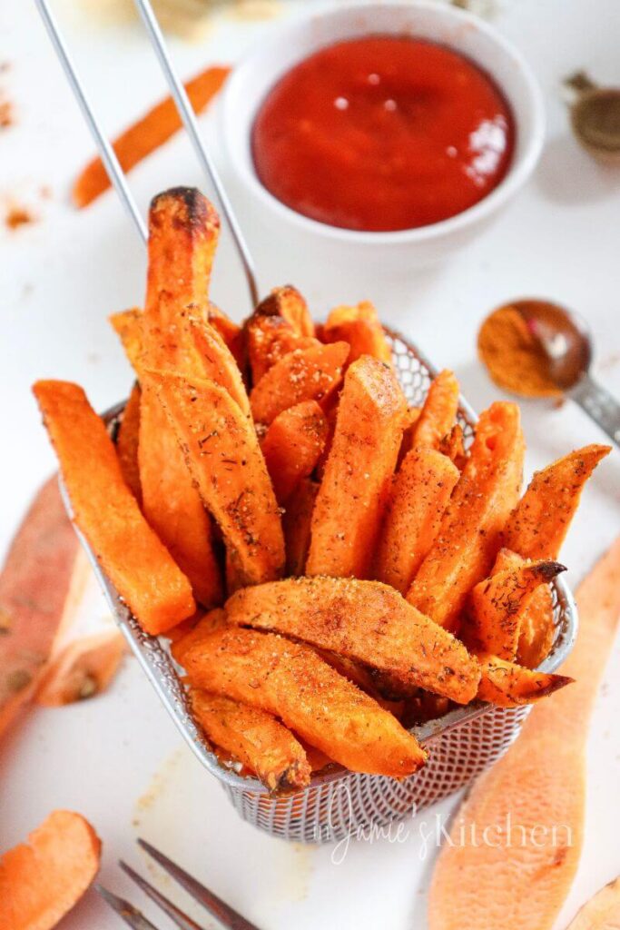 crispy-sweet-potato-fries-crispy-sweet-potato-fries-baked-easy-potato-recipes-sides-for-pork-chops-healthy-fries-best-potato-recipes-sweet-potato-crisps-air-fryer-fries-seasoned-french-fry-recipe-In-Jamies-Kitchen