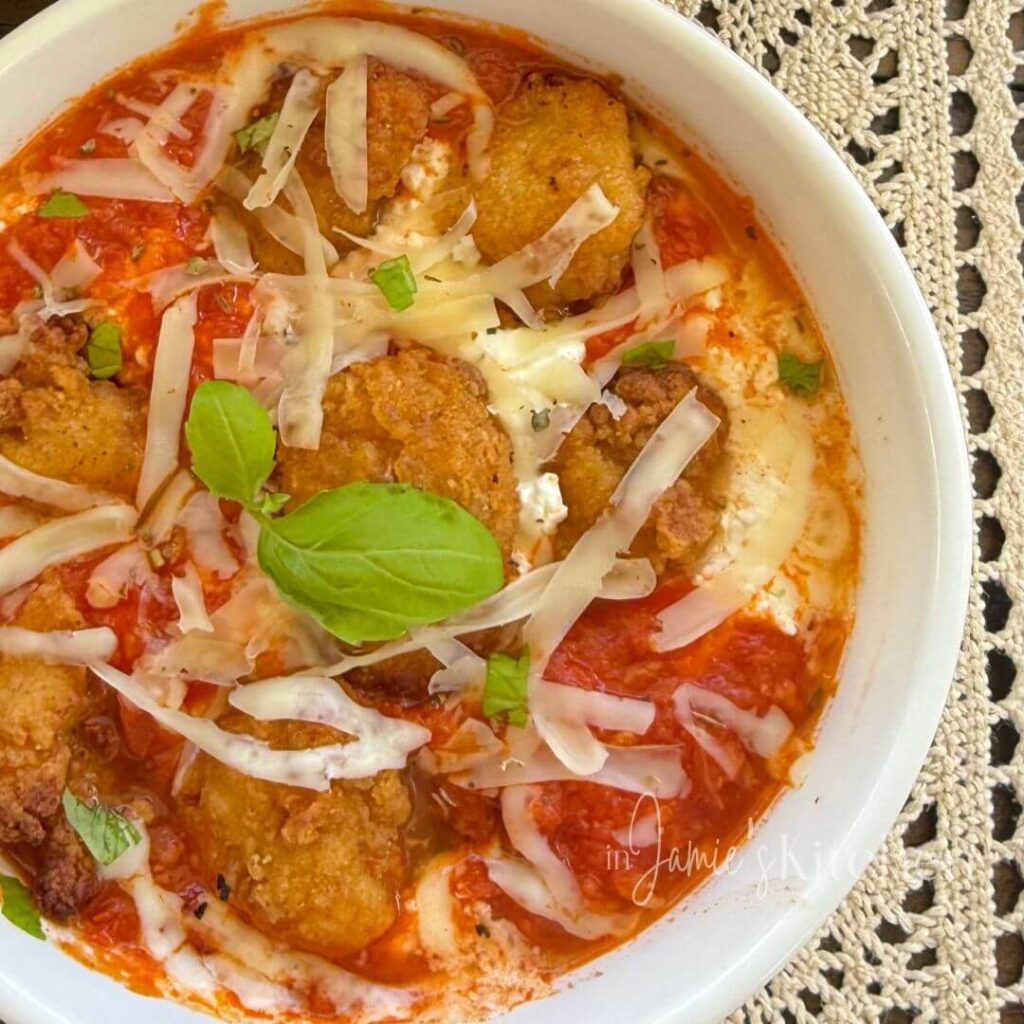 chicken parm bowl in jamies kitchen