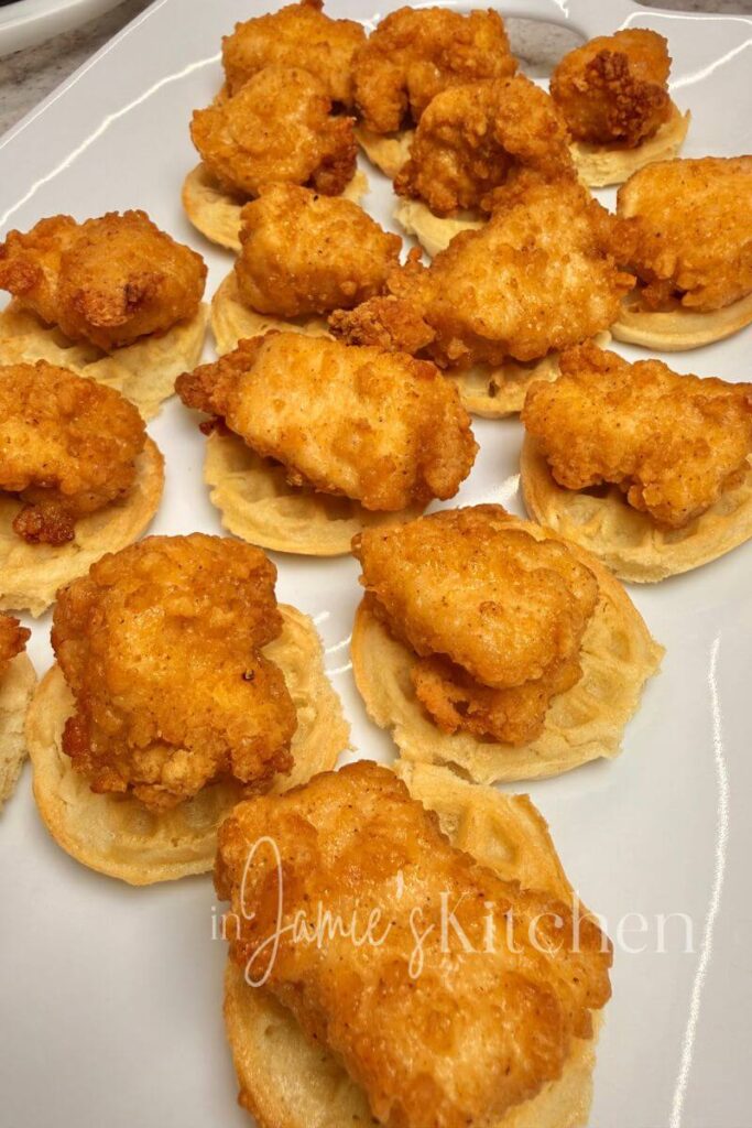 mini-chicken-and-waffles-super-bowl-appetizers-6