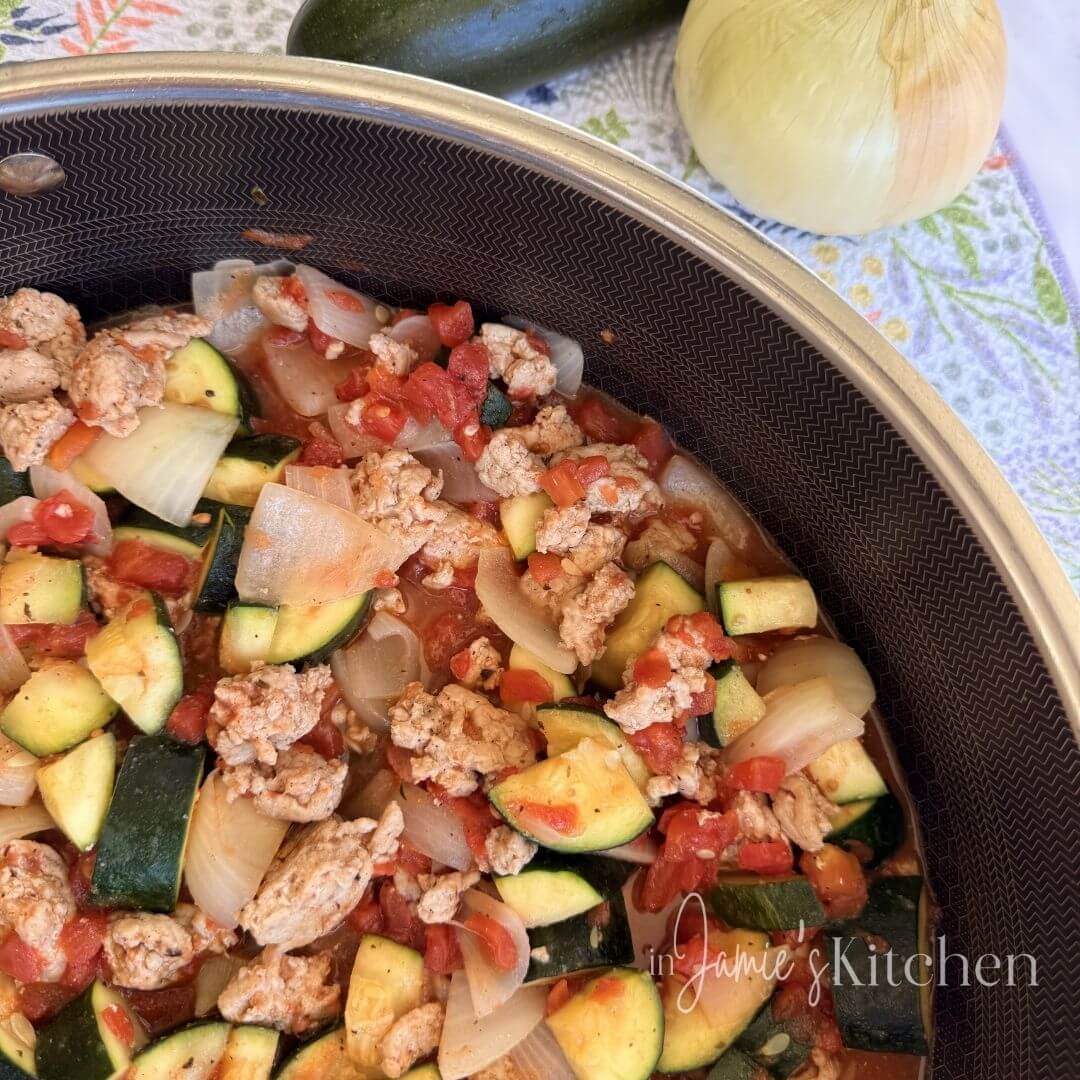 chicken-and-zucchini-skillet-ground-chicken-zucchini-recipe-in-jamies-kitchen