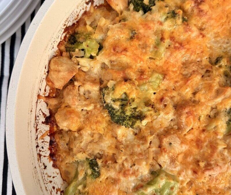 Cheesy Chicken Broccoli Rice Casserole (low carb)