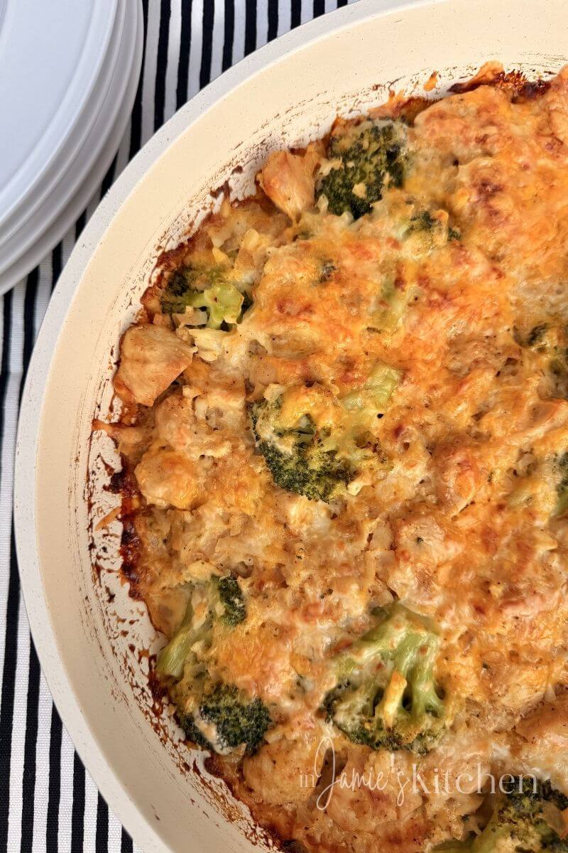 Cheesy Chicken Broccoli Rice Casserole (low carb)