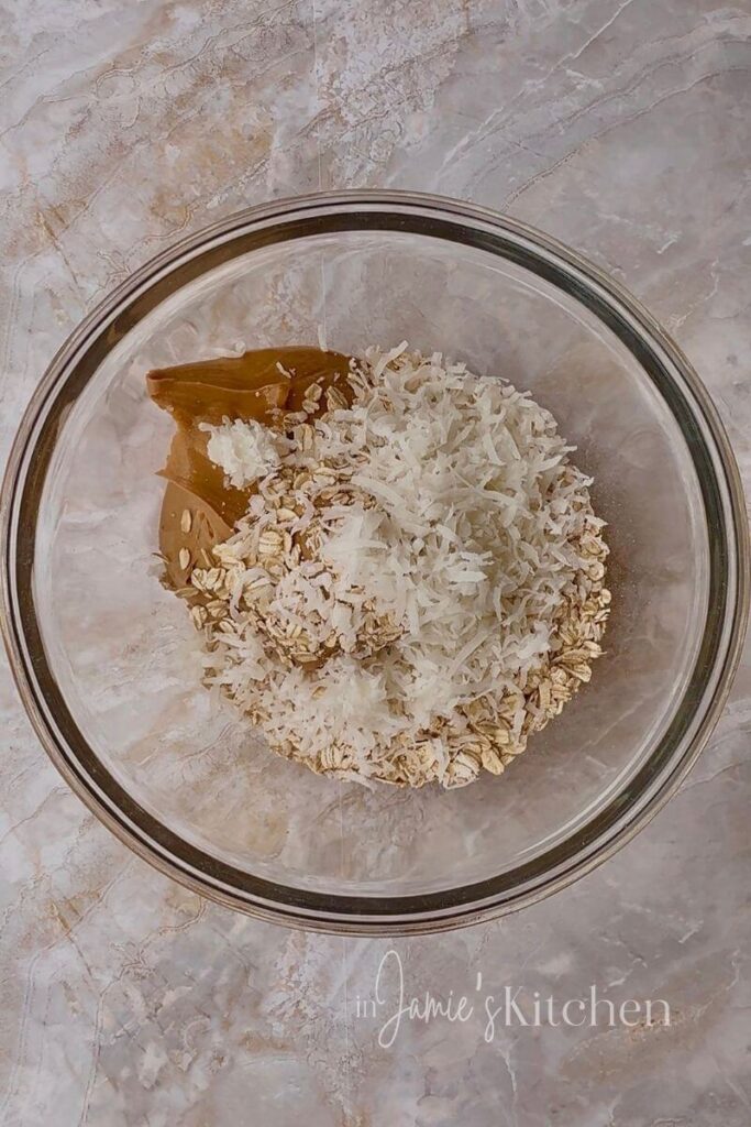 no-bake-peanut-butter-protein-energy-balls-in-jamies-kitchen