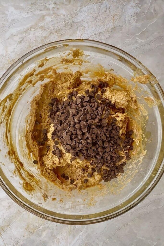 no-bake-peanut-butter-protein-energy-balls-in-jamies-kitchen