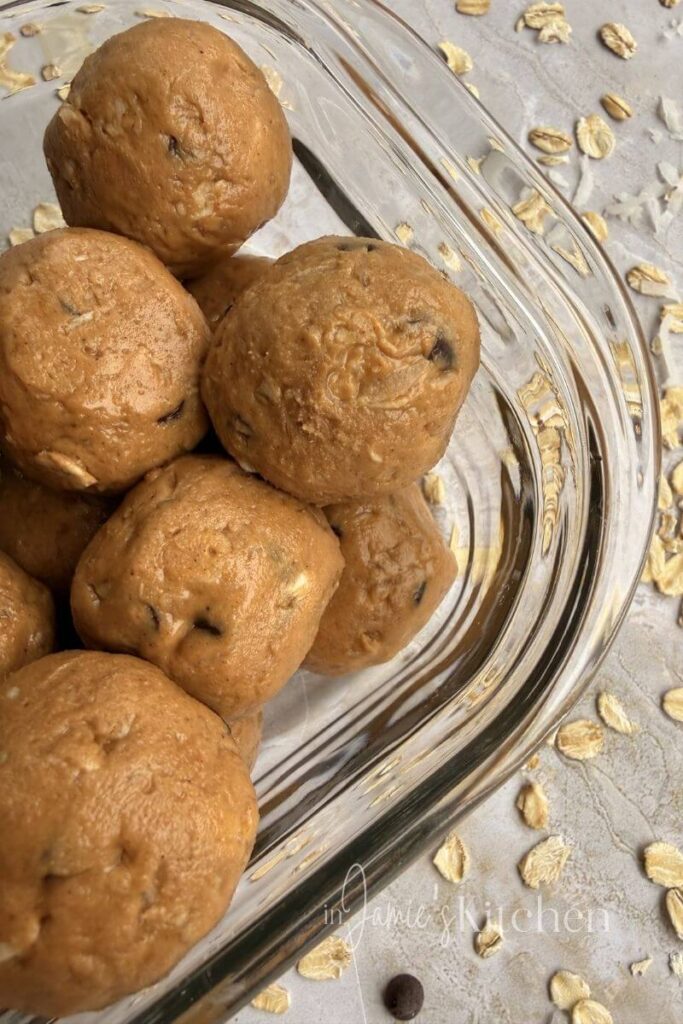 no-bake-peanut-butter-protein-energy-balls-in-jamies-kitchen