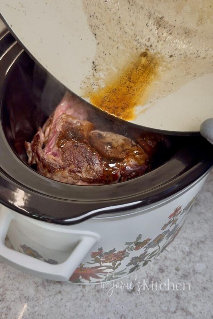 pot-roast-with-mushrooms-broccoli-slow-cooker-pot-roast-in-jamies-kitchen-easy-slow-cooker-recipes