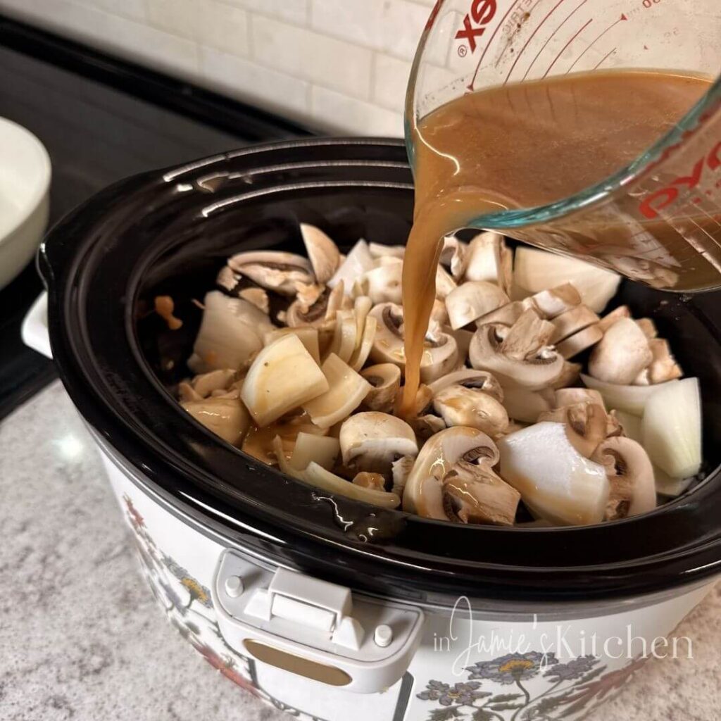 pot-roast-with-mushrooms-broccoli-slow-cooker-pot-roast-in-jamies-kitchen-easy-slow-cooker-recipes