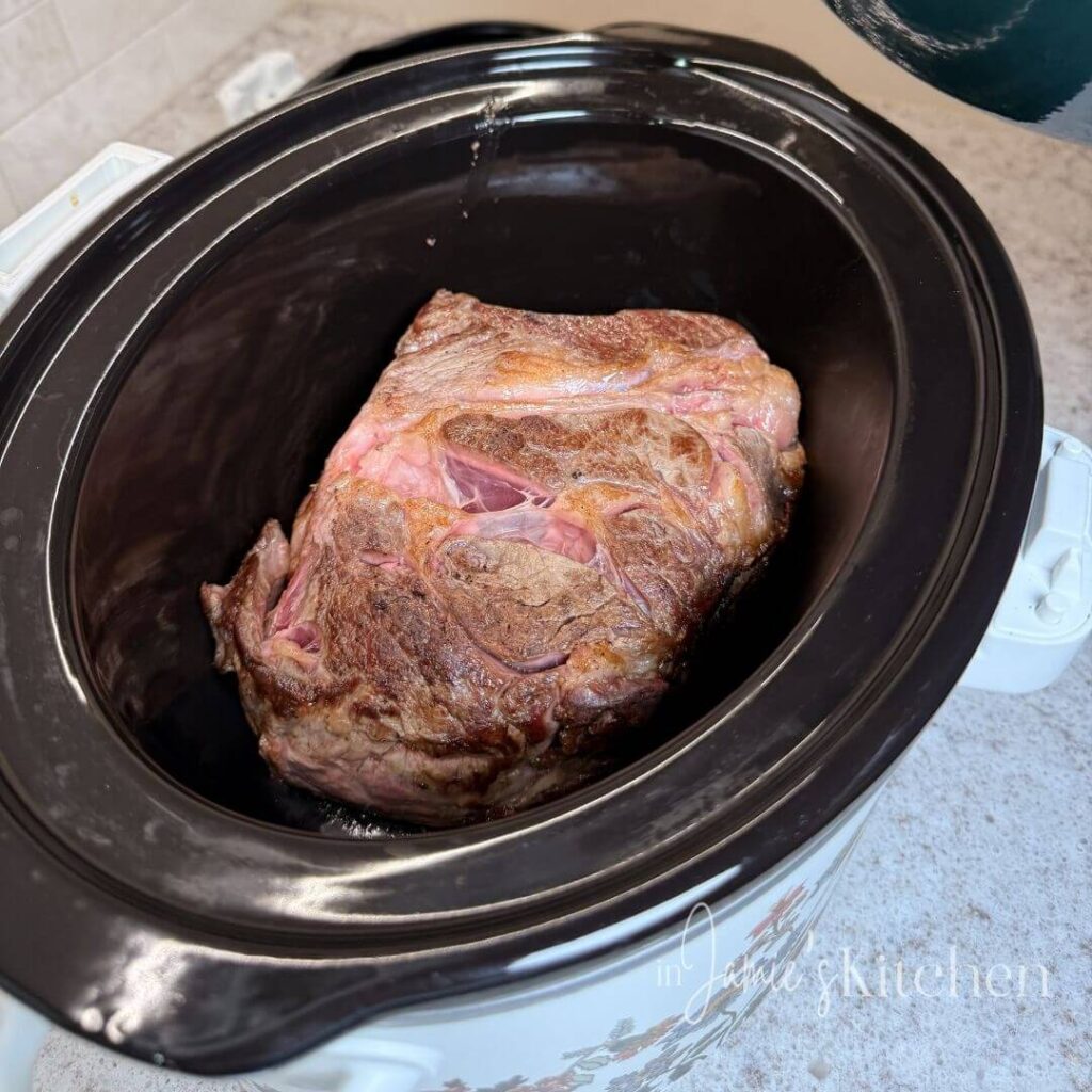 pot-roast-with-mushrooms-broccoli-slow-cooker-pot-roast-in-jamies-kitchen-easy-slow-cooker-recipes