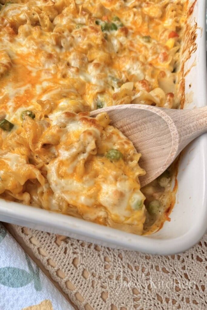 easy-cheesy-chicken-casserole-creamy-chicken-casserole-in-jamies-kitchen