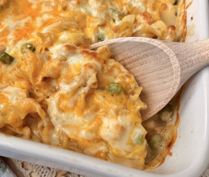 Easy Cheesy Chicken Casserole
