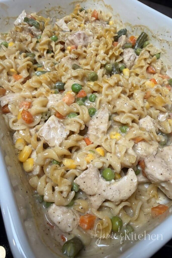 easy-cheesy-chicken-casserole-creamy-chicken-casserole-in-jamies-kitchen