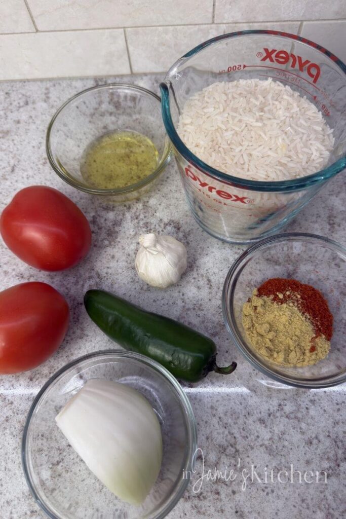 Easy-Mexican-Rice-Recipe-Restaurant-Style-Mexican-Rice-In-Jamies-Kitchen