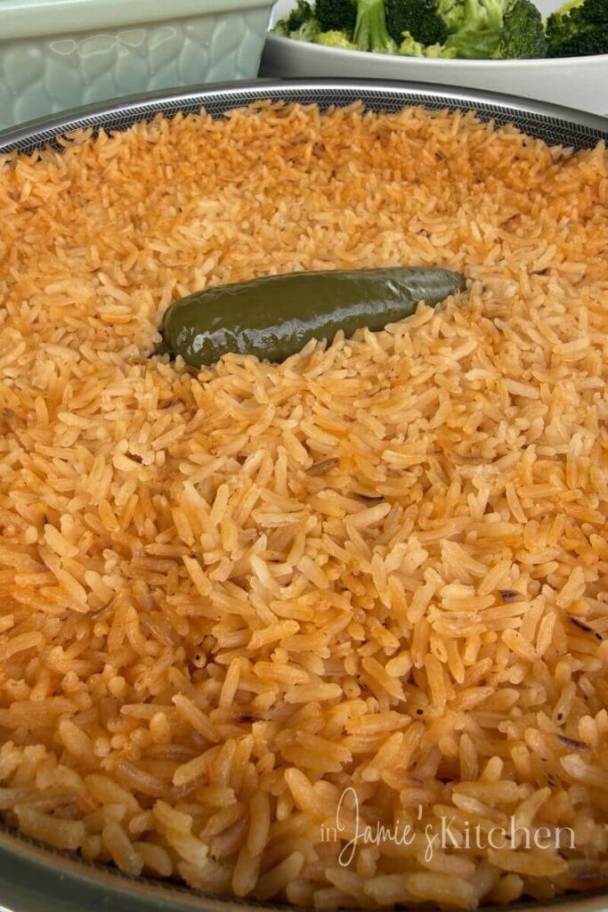 Easy-Mexican-Rice-Recipe-Restaurant-Style-Mexican-Rice-In-Jamies-Kitchen