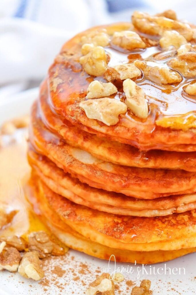 pumpkin-spiced-pancakes-fall-breakfast-ideas-in-jamies-kitchen