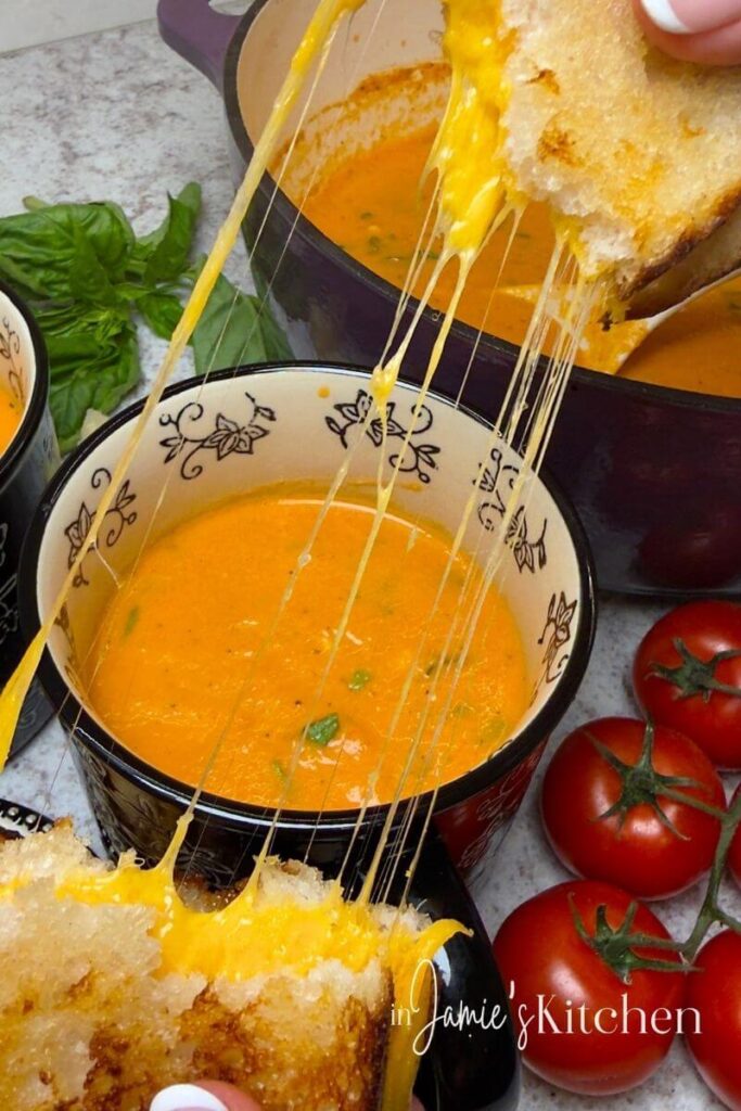creamy-homemade-tomato-soup-in-jamies-kitchen