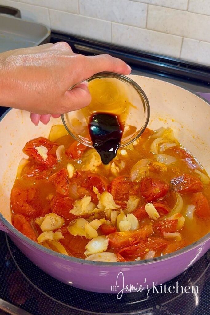 creamy-homemade-tomato-soup-in-jamies-kitchen
