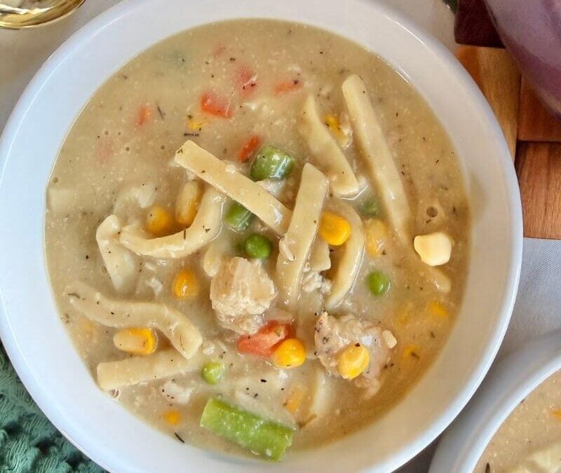 30-Minute Chicken Pot Pie Soup