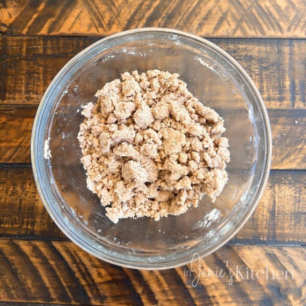apple-spice-dump-cake-apple-dump-cake-in-jamies-kitchen